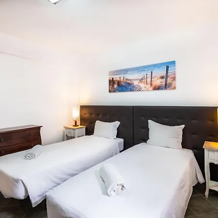 Vakantiehuis Maria Palace - Games Gym & Bar Albufeira